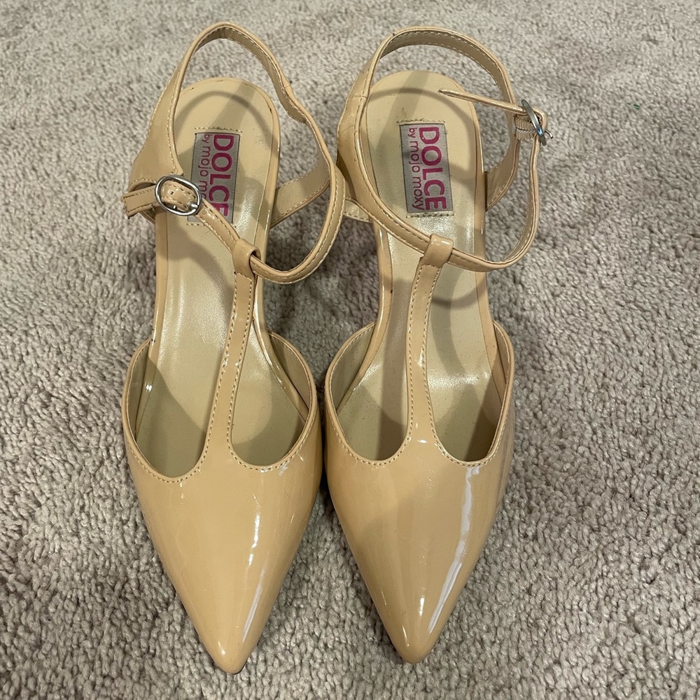 Mojo Moxy Nude Patent Leather Heels